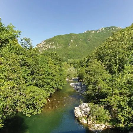 Amazing In Casoli Lu With 1 Bedrooms Cocciglia