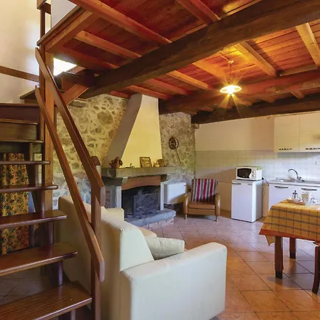 Lovely Apartment In Casoli Lu With Kitchen